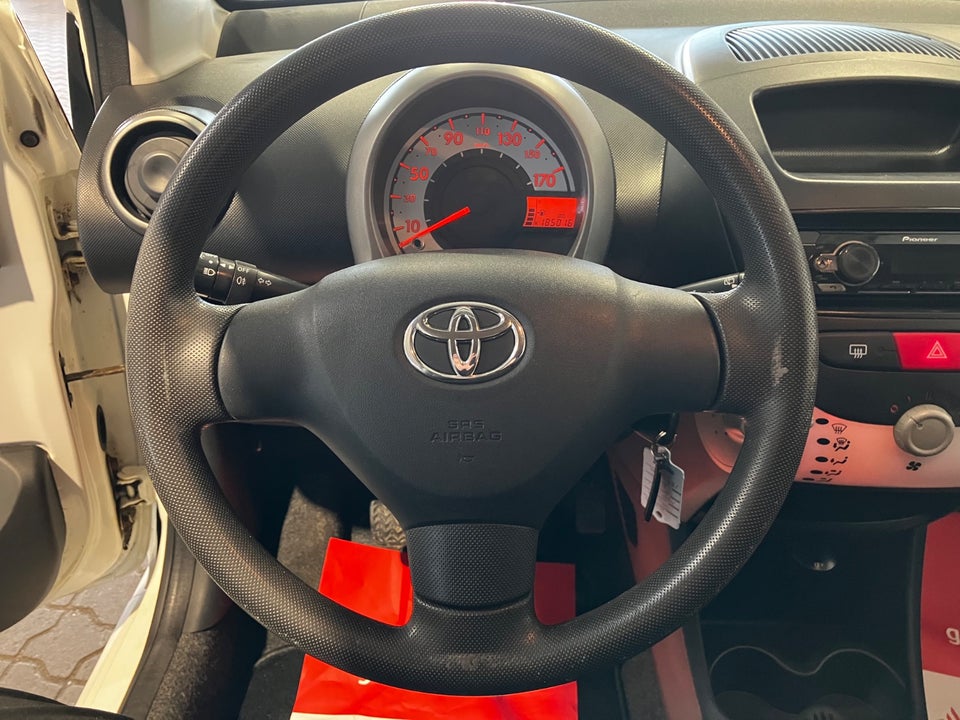 Toyota Aygo 1,0 VVT-i T1 5d