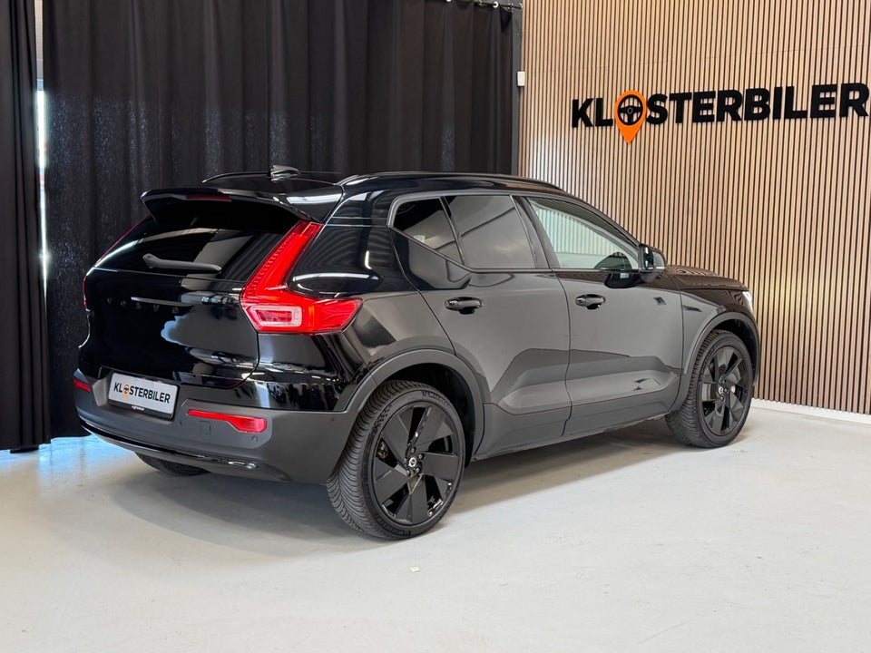 Volvo EX40 Extended Range Black Edition 5d