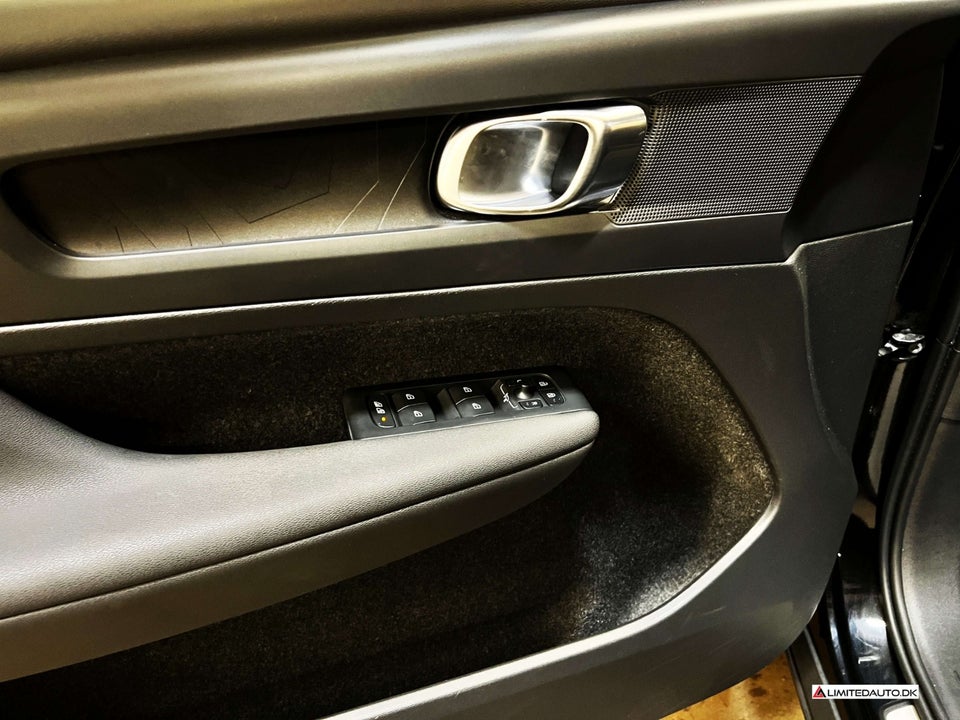 Volvo C40 P8 ReCharge Twin Plus 5d