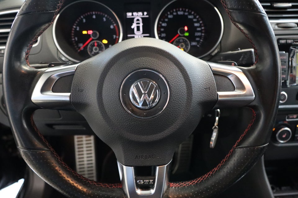 VW Golf VI 2,0 GTi DSG 5d