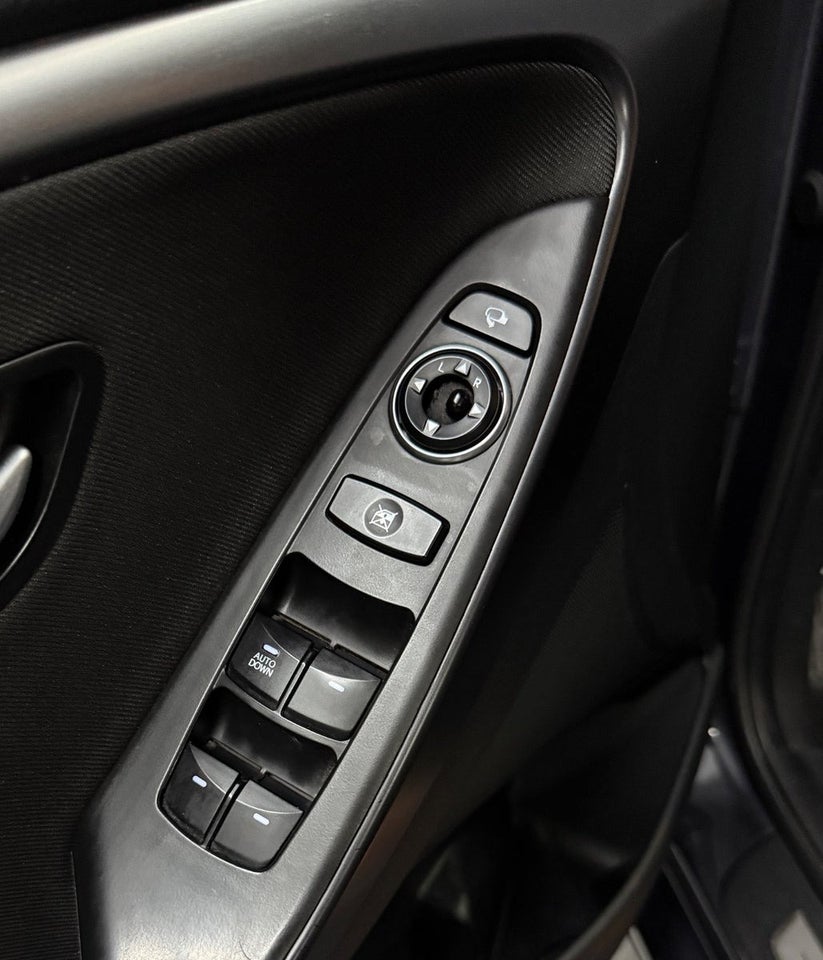 Hyundai i30 1,6 CRDi 110 EM-Edition 5d