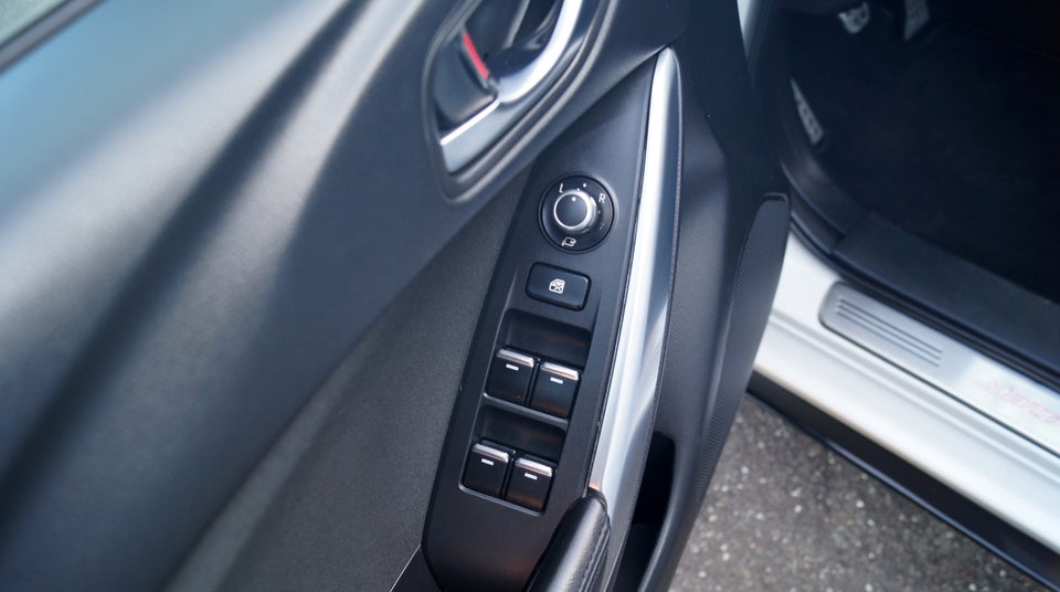 Mazda 6 2,2 SkyActiv-D 150 Core Business stc. 5d