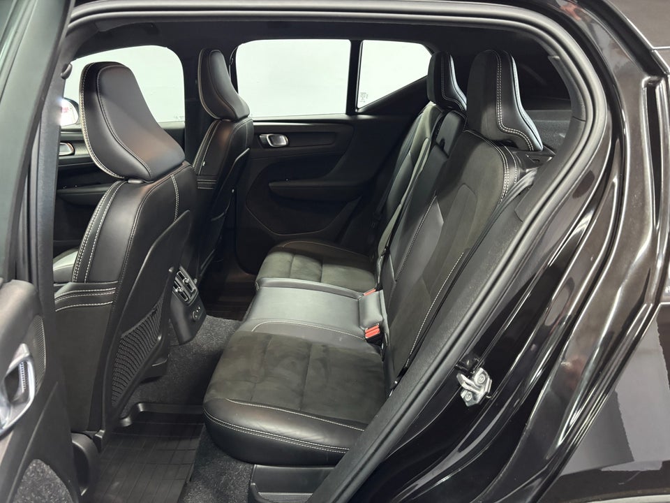 Volvo XC40 1,5 T5 ReCharge R-Design aut. 5d