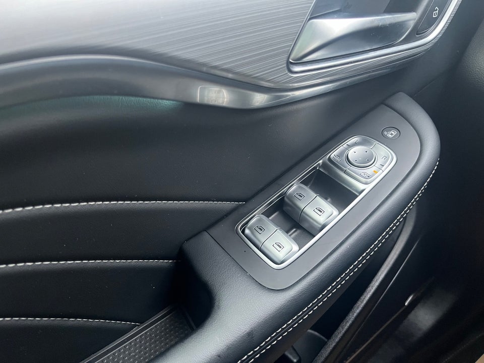 MG Marvel R Performance 5d