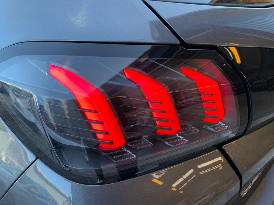 Peugeot 208 1,5 BlueHDi 100 Active 5d