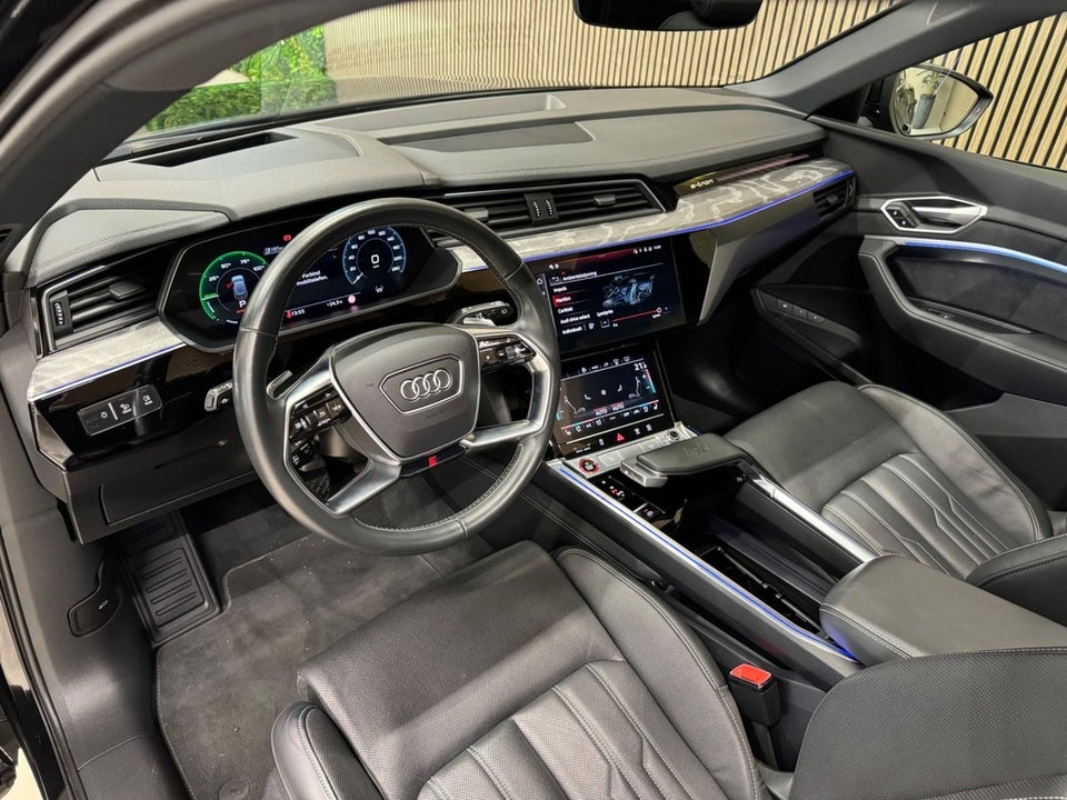 Audi e-tron S quattro 5d