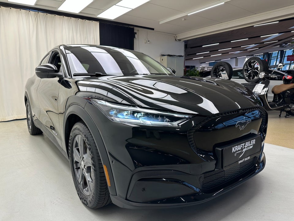 Ford Mustang Mach-E 75 Premium Standard Range 5d