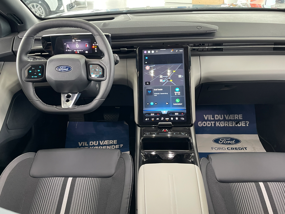 Ford Capri 82 Select Extended Range 5d