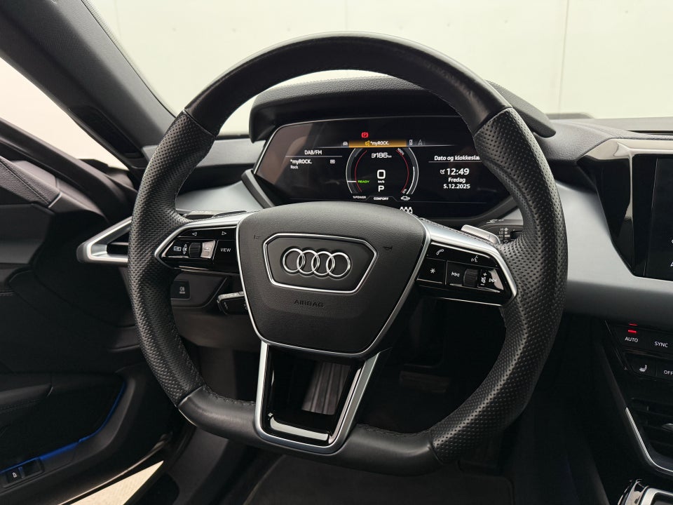 Audi e-tron GT quattro 4d