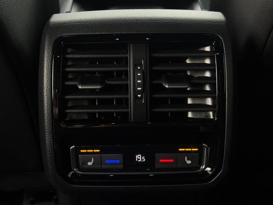 VW Arteon 2,0 TSi 190 R-line DSG 4d