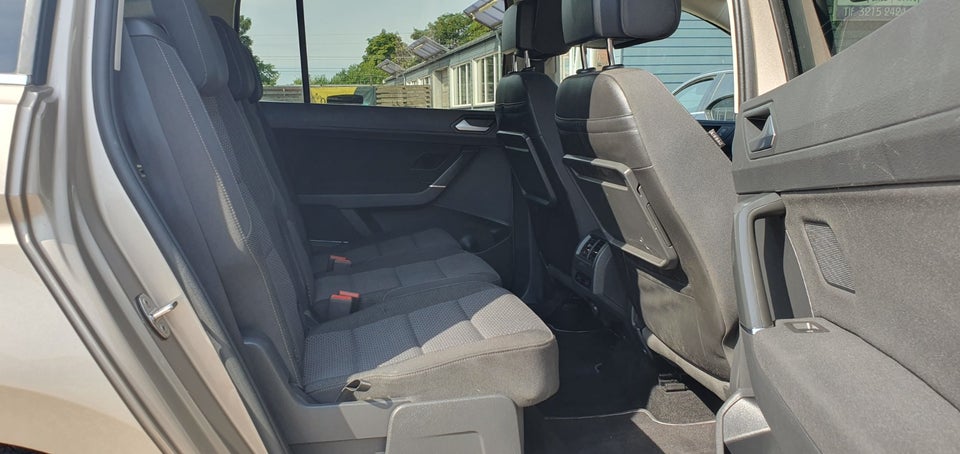 VW Touran 1,6 TDi 115 Comfortline DSG 7prs 5d