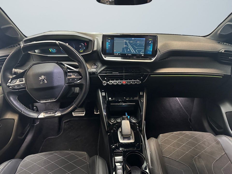 Peugeot e-208 50 GT Pack 5d