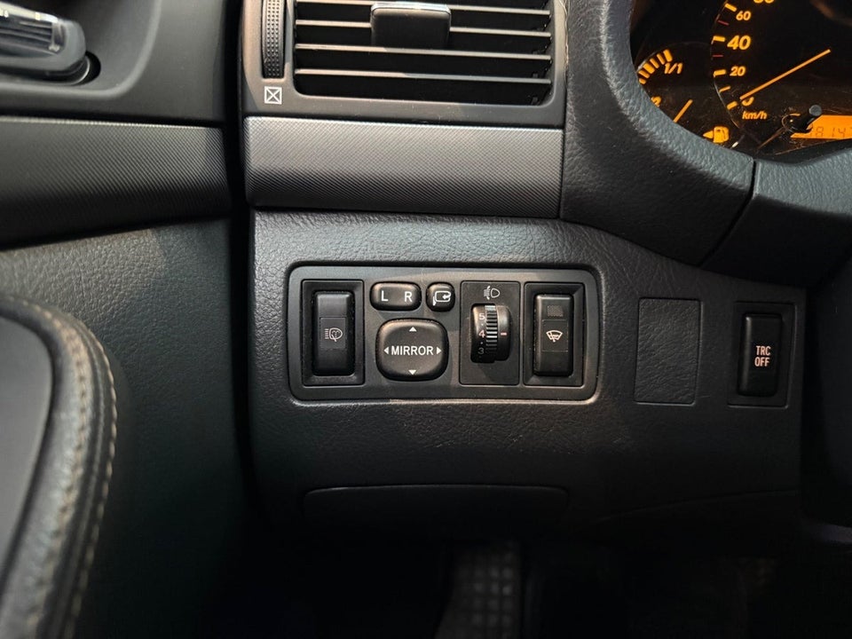 Toyota Avensis 2,0 Sol 4d