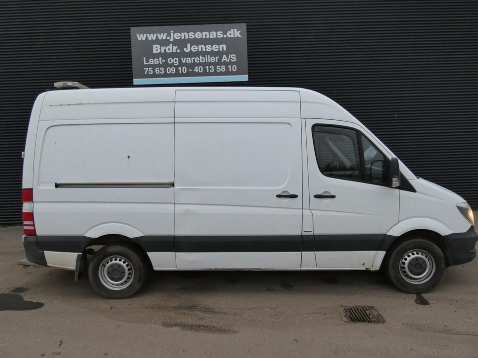 Mercedes Sprinter 316 2,2 CDi R2 Kassevogn aut. 5d