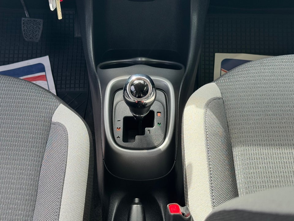 Toyota Aygo 1,0 VVT-i x-press x-shift 5d