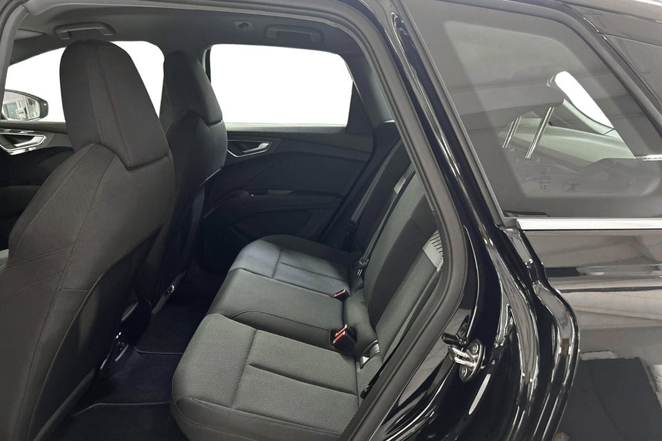 Audi Q4 e-tron 45 Progress 5d