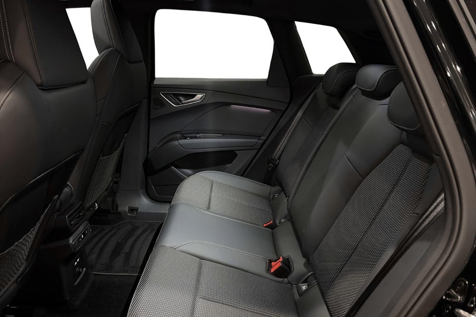 Audi Q4 e-tron 45 S-line Edition 5d