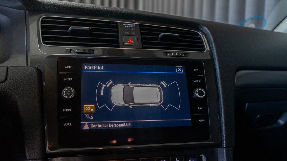 VW Golf VII 1,5 TSi 130 Comfortline DSG 5d