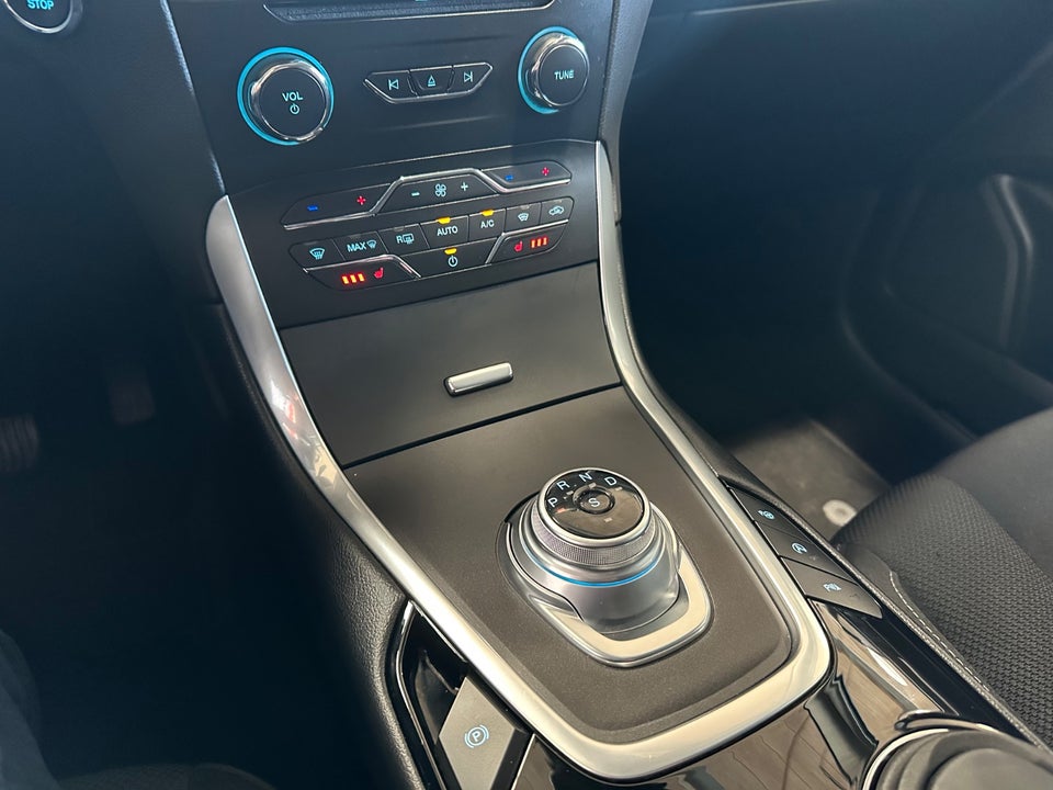 Ford S-MAX 2,0 EcoBlue Titanium aut. Van 5d