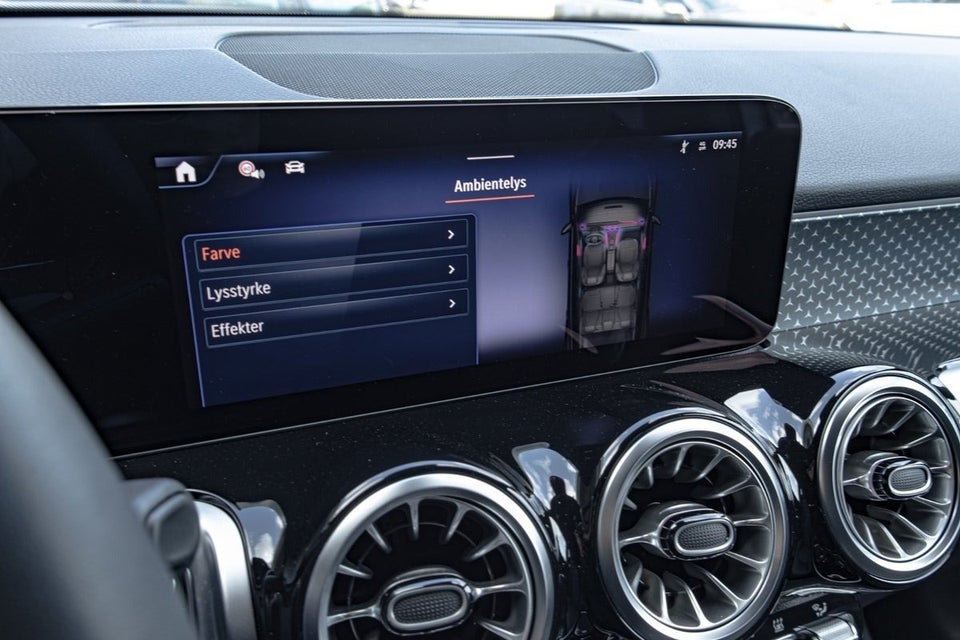 Mercedes EQB300 Progressive 4Matic 5d