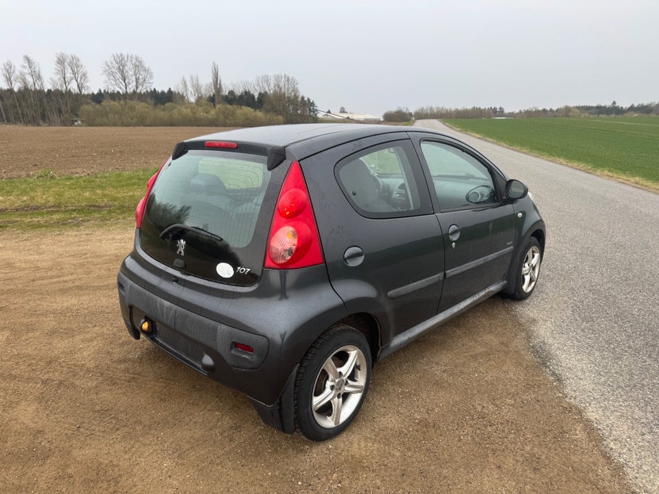 Peugeot 107 1,0 Trendy 5d