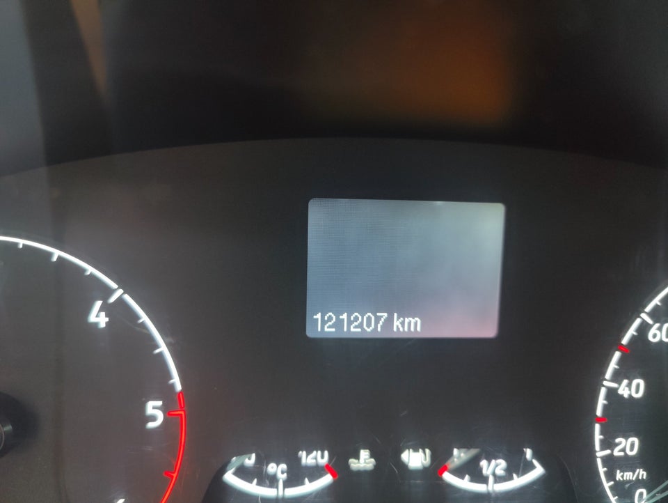 Ford Transit 350 L3 Chassis 2,0 TDCi 130 Db.Kab Ambiente RWD