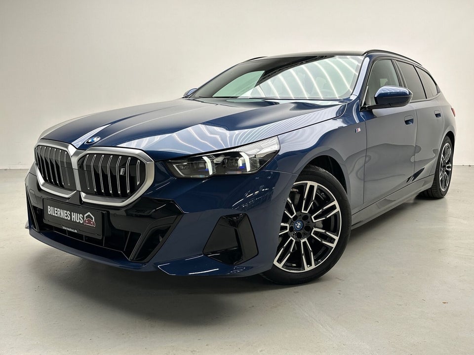 BMW i5 eDrive40 Touring Fully Charged M-Sport 5d
