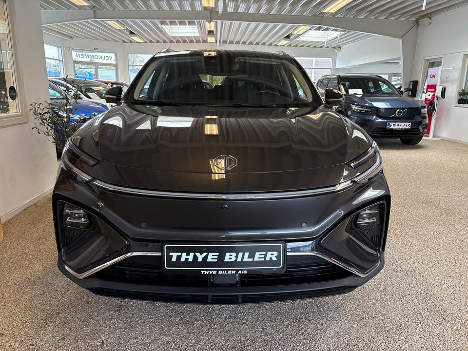 MG Marvel R Performance 5d