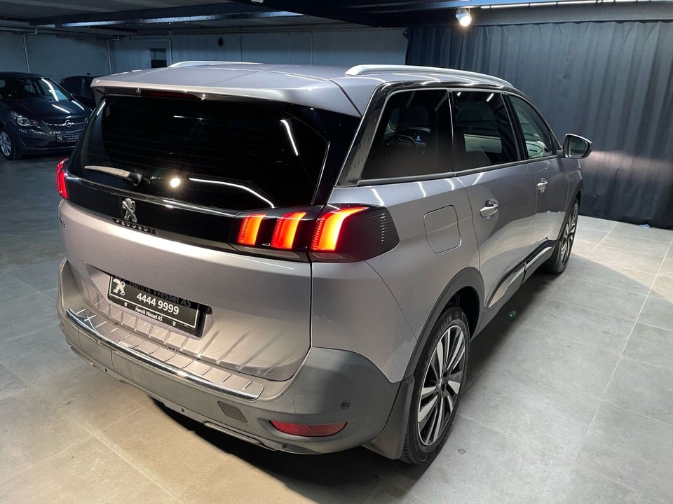 Peugeot 5008 1,2 e-THP 130 Allure 7prs 5d