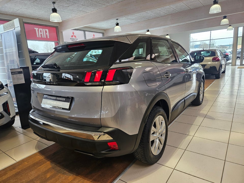 Peugeot 3008 1,2 e-THP 130 Strike 5d