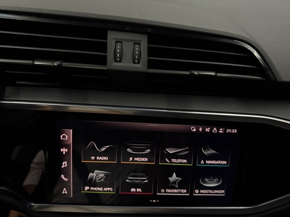 Audi Q3 45 TFSi e Attitude plus Sportback S-tr. 5d