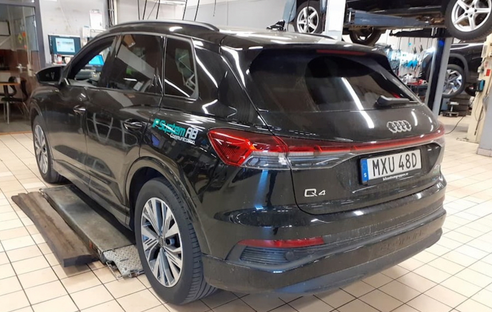 Audi Q4 e-tron 40 Advanced 5d