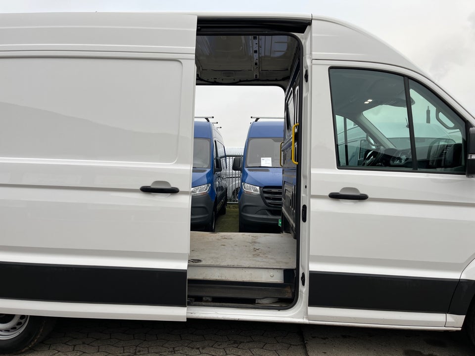 VW Crafter 35 2,0 TDi 177 Kassevogn L3H3