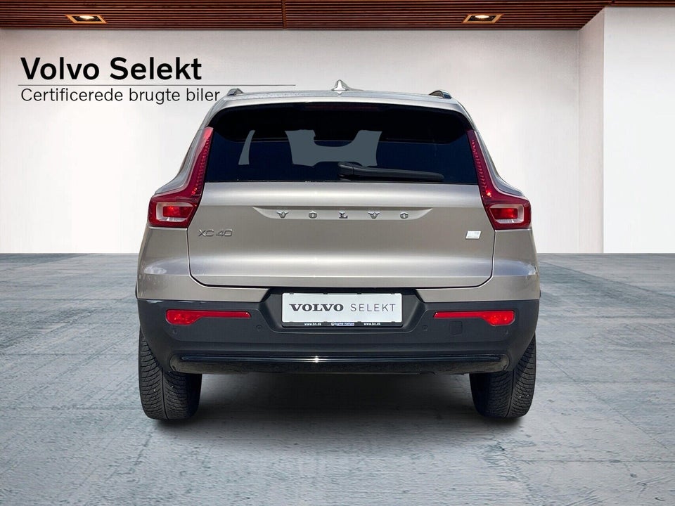 Volvo XC40 1,5 T5 ReCharge Plus Dark aut. 5d