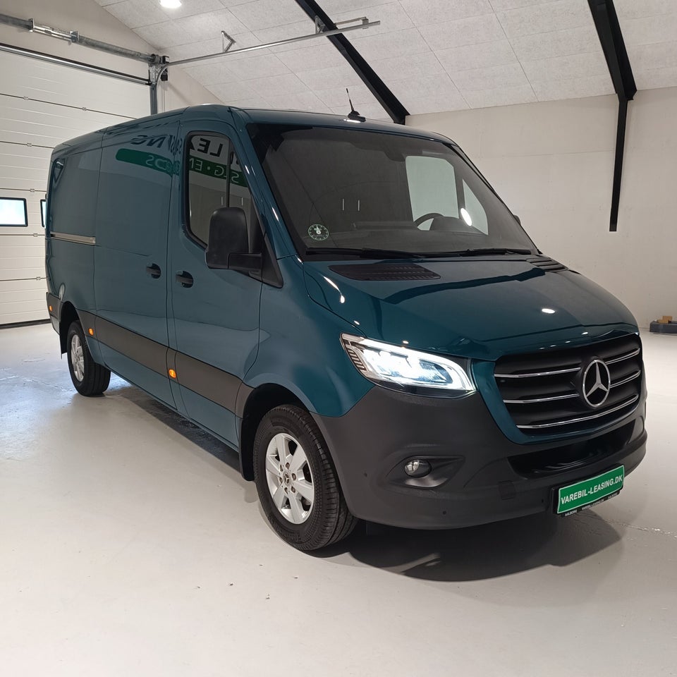Mercedes Sprinter 319 3,0 CDi A2 Kassevogn aut. RWD