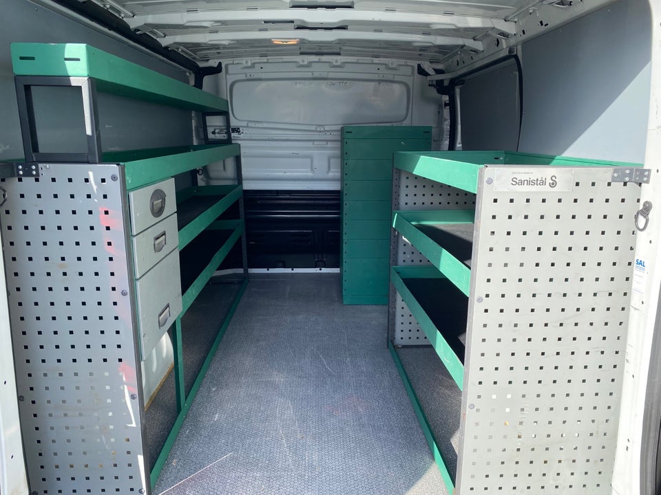 Renault Trafic T29 2,0 dCi 145 L1H1