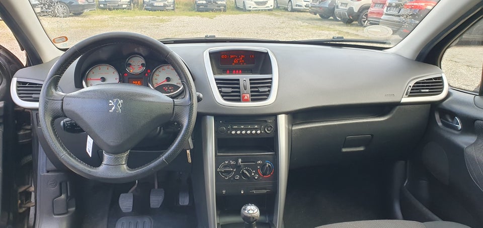 Peugeot 207 1,6 VTi S16 SW 5d