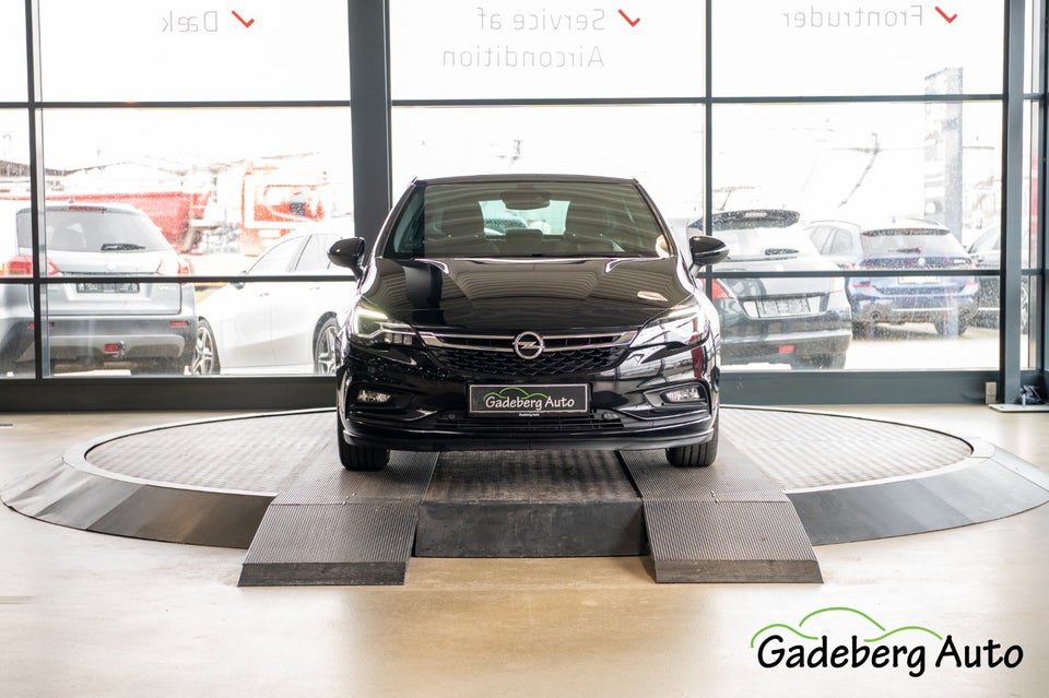 Opel Astra 1,4 T 150 Dynamic 5d