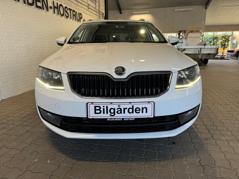 Skoda Octavia 1,6 TDi 105 Ambition Combi 5d