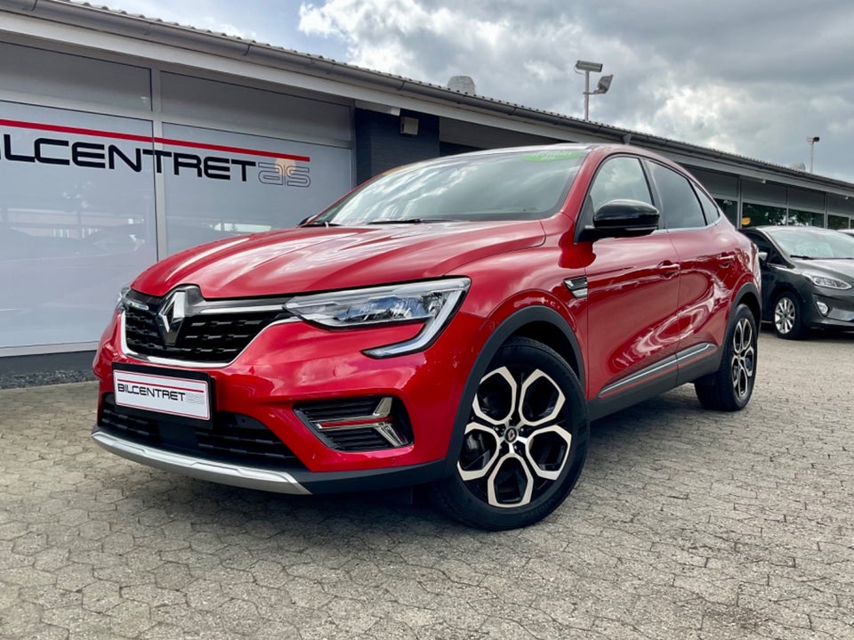 Renault Arkana 1,6 E-Tech Intens 5d