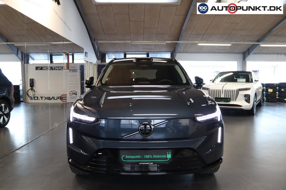 Volvo EX90 Plus 7prs 5d