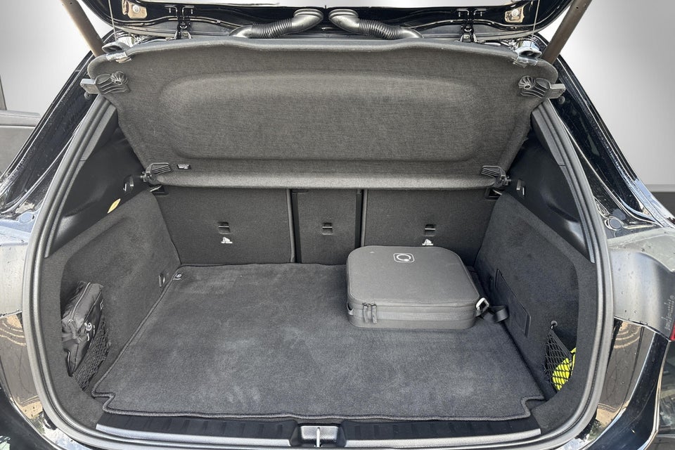 Mercedes EQA250 5d