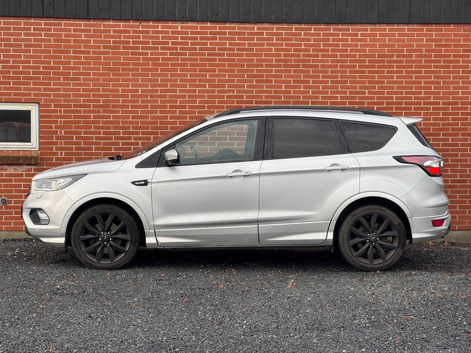 Ford Kuga 1,5 TDCi 120 ST-Line aut. 5d