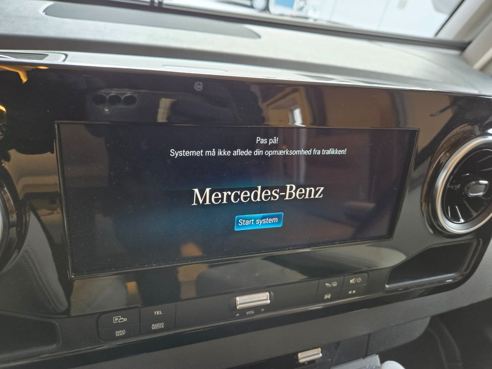 Hymer B-MC I680 2,0 CDi 170 aut. 2d