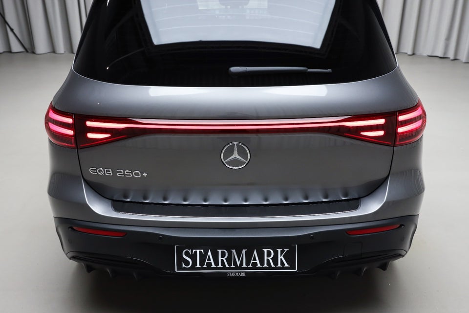 Mercedes EQB250+ AMG Premium 5d