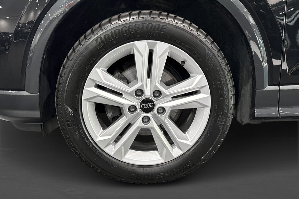Audi Q2 35 TFSi Prestige S-tr. 5d