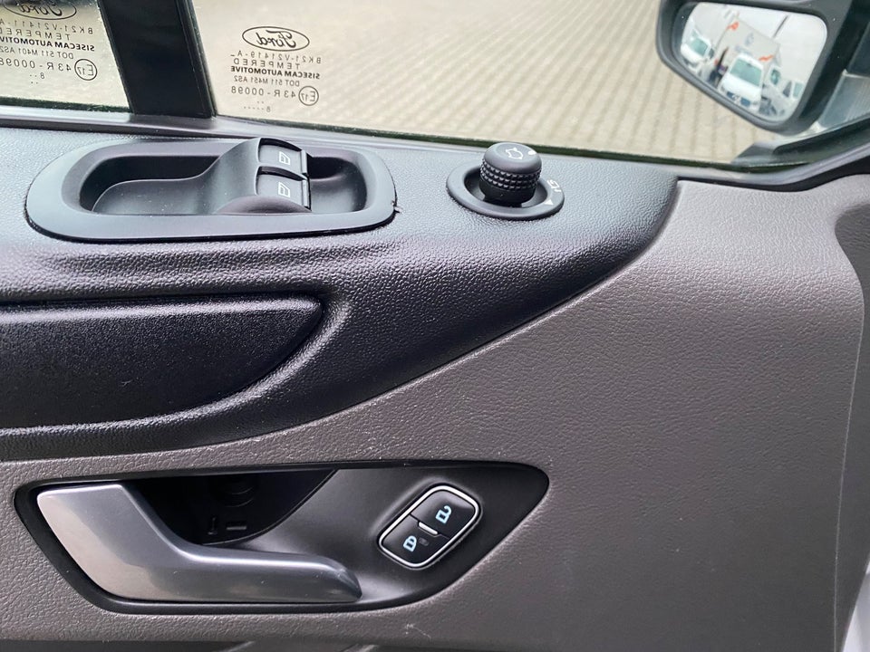 Ford Transit Custom 300L 2,0 TDCi 130 Trend