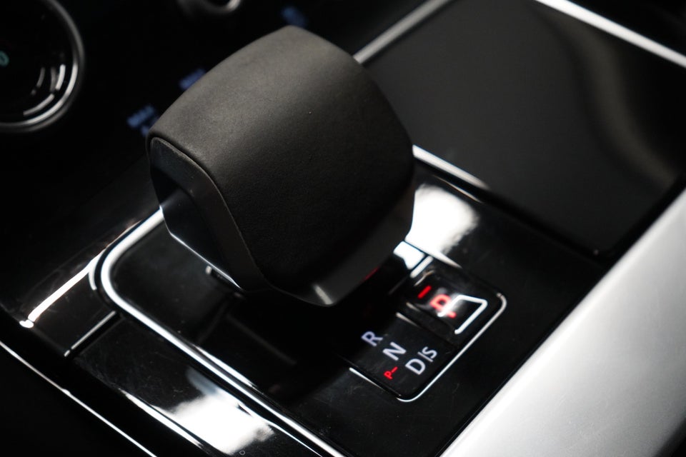 Land Rover Range Rover Velar 2,0 P400e SE aut. 5d