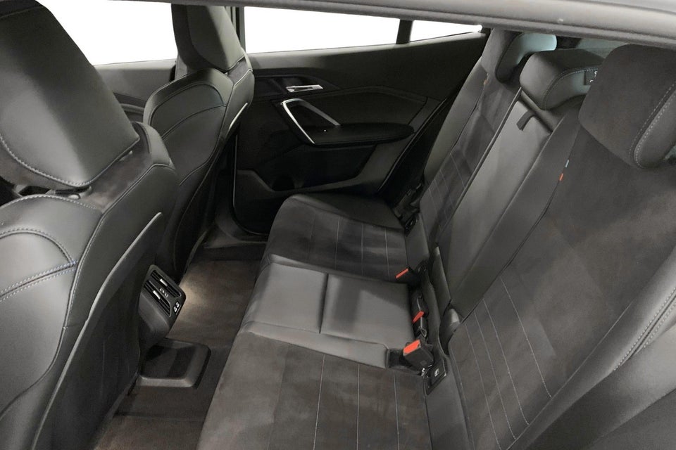 BMW iX2 eDrive20 M-Sport 5d