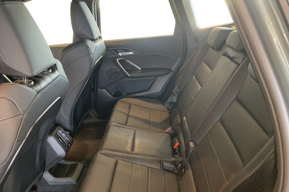 BMW iX1 eDrive20 M-Sport 5d